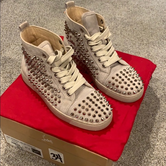 Christian Louboutin | Shoes | Like New 